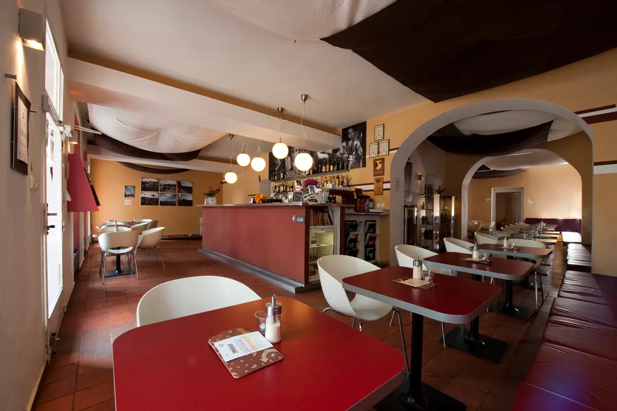 Café Mezzanine